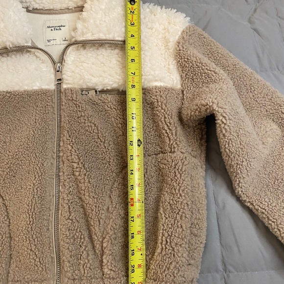 Abercrombie & Fitch Cream Taupe Colorblock Zip Up Sherpa Jacket - Picture 9 of 14